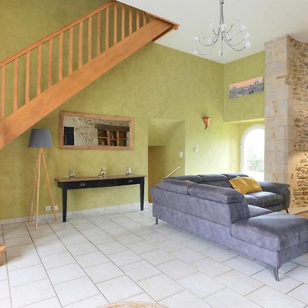 Tour Des Alleux - Maison De Maitre Pour 6 Taden Dış mekan fotoğraf