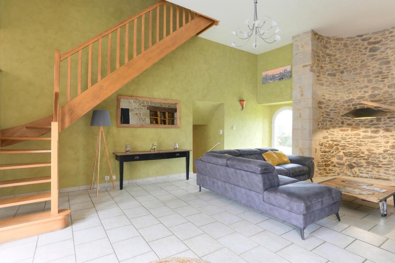 Tour Des Alleux - Maison De Maitre Pour 6 Taden Dış mekan fotoğraf